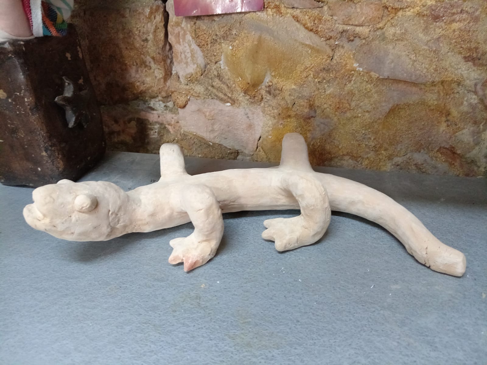 Obra en proceso - vasija de arcilla